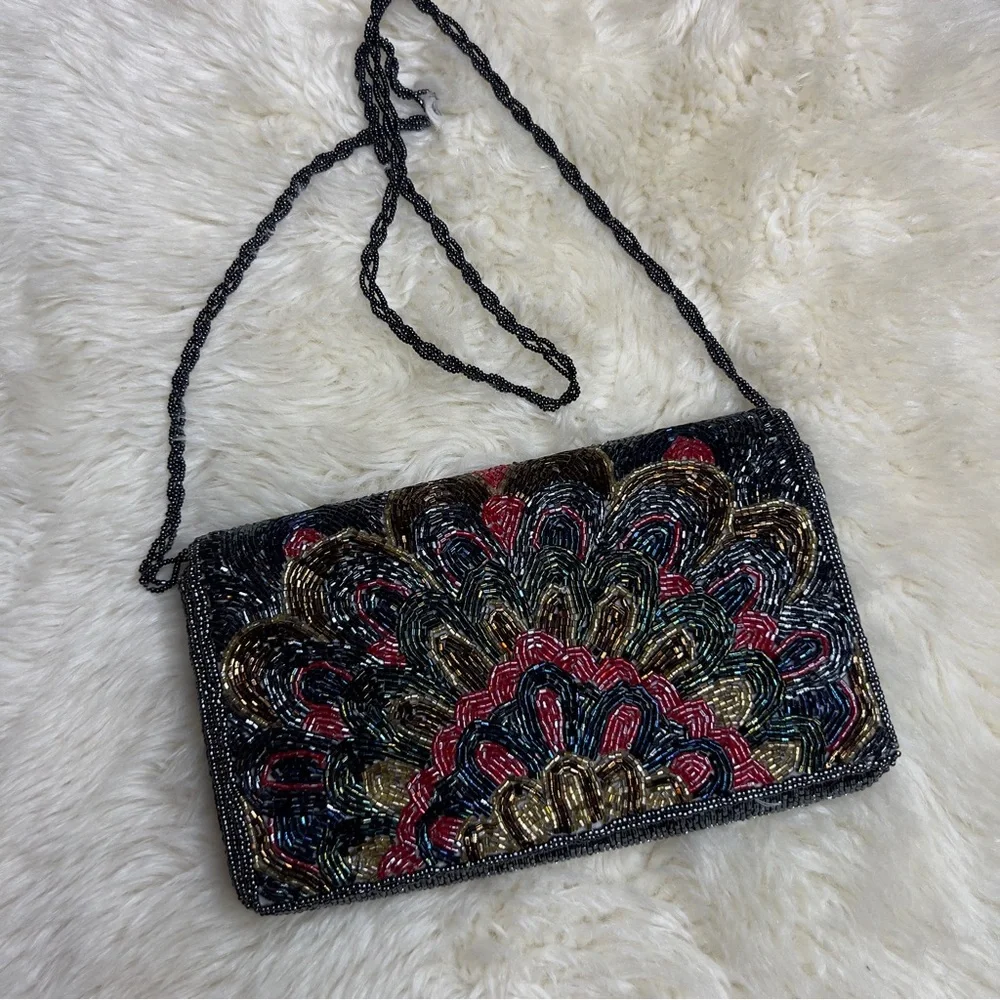 Vintage art deco style sparkling beaded formal purse/clutch - Picture 6 of 16